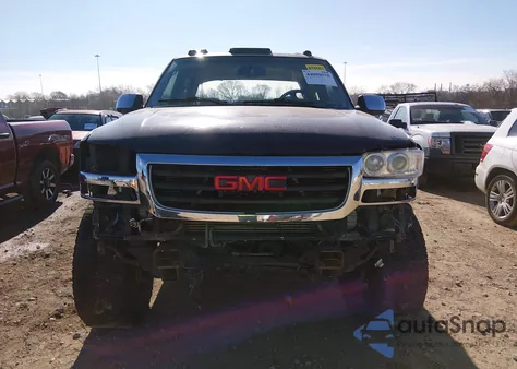 2005 GMC Sierra 2500Hd Slt z USA, uszkodzony, nr VIN 1GTHK23225F838184